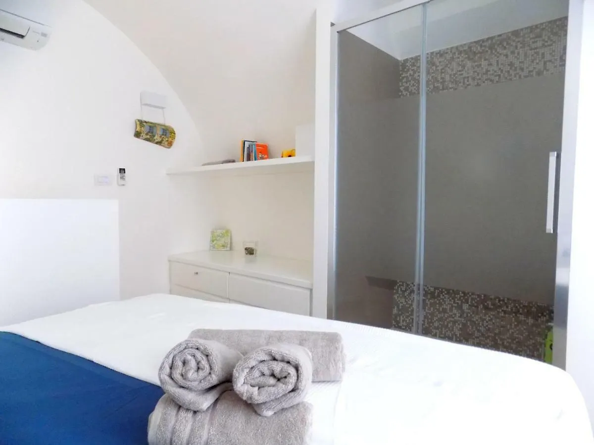 San Gregorio House Apartment Bari